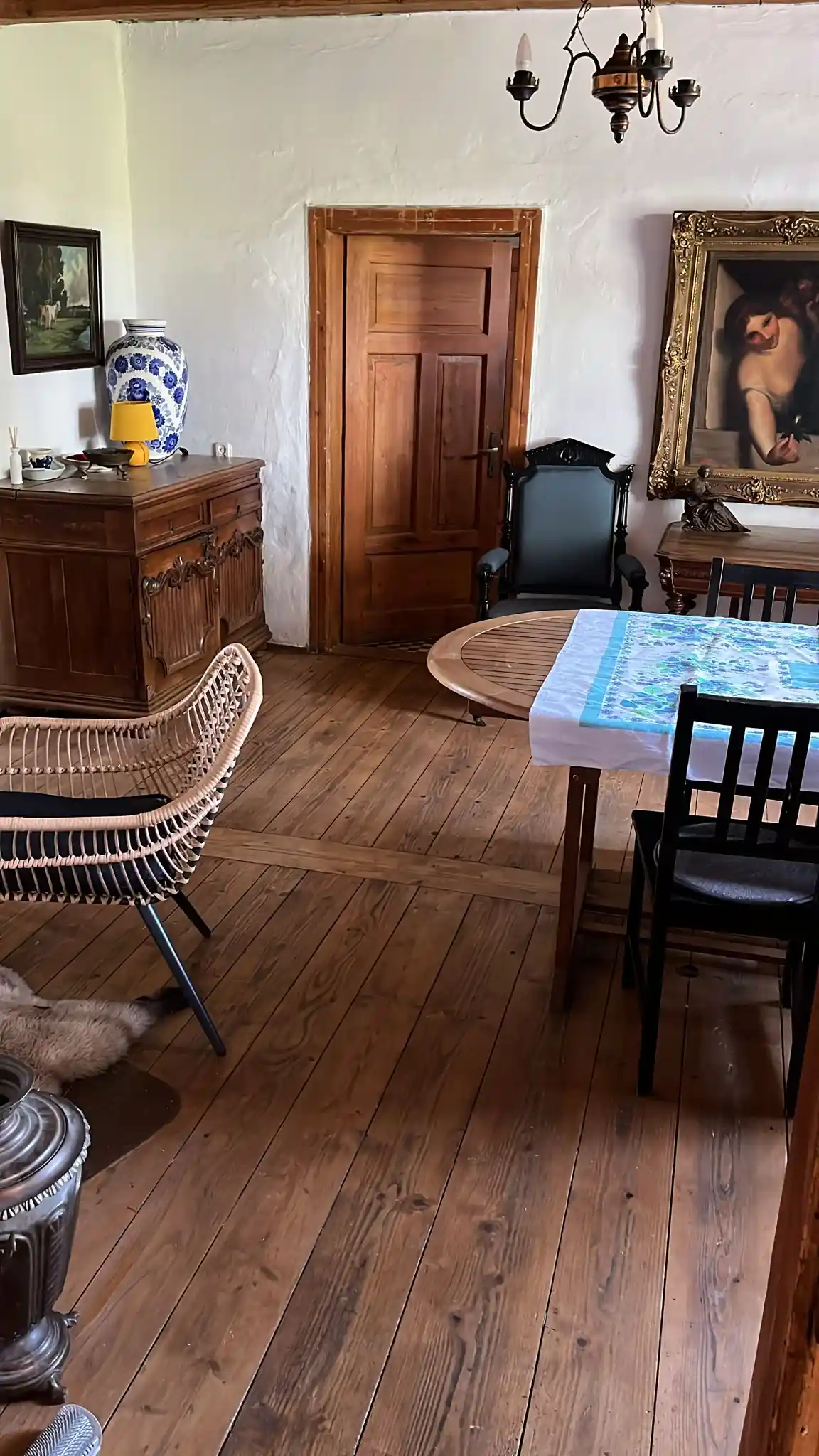 Wnętrze chatki - salon